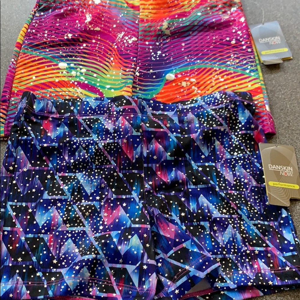 2/NWT Girls print bike/dance shorts